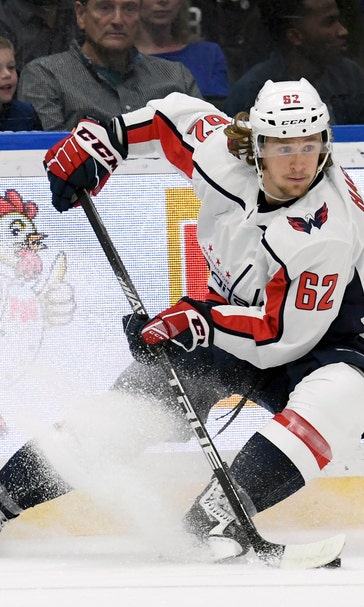 Karlsson among those choosing to stay put, avoid free agency